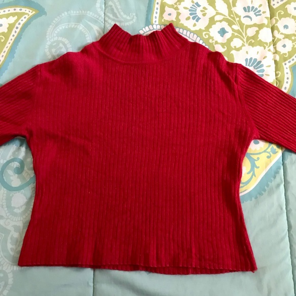 Kenneth Cole Cropped Sweater - Picture 4 of 8